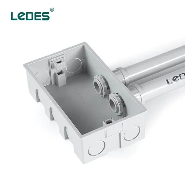 Ledes PVC 端子适配器导管配件工厂供应商批发经销商批量价格澳大利亚新西兰秘鲁智利斯里兰卡西班牙英国新加坡香港巴西韩国马耳他